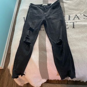 Abercrombie and Fitch High Rise Ankle Jean size 12